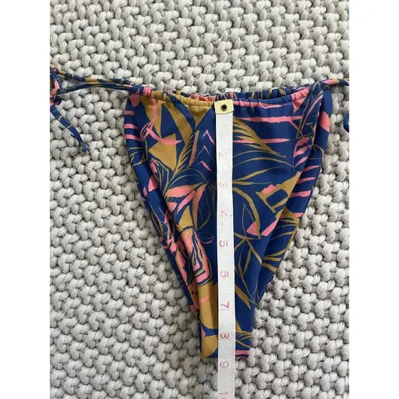 Skatie X The Salty Blonde• ‘Kristen’ Bottom in Anguilla - Picture 14 of 16